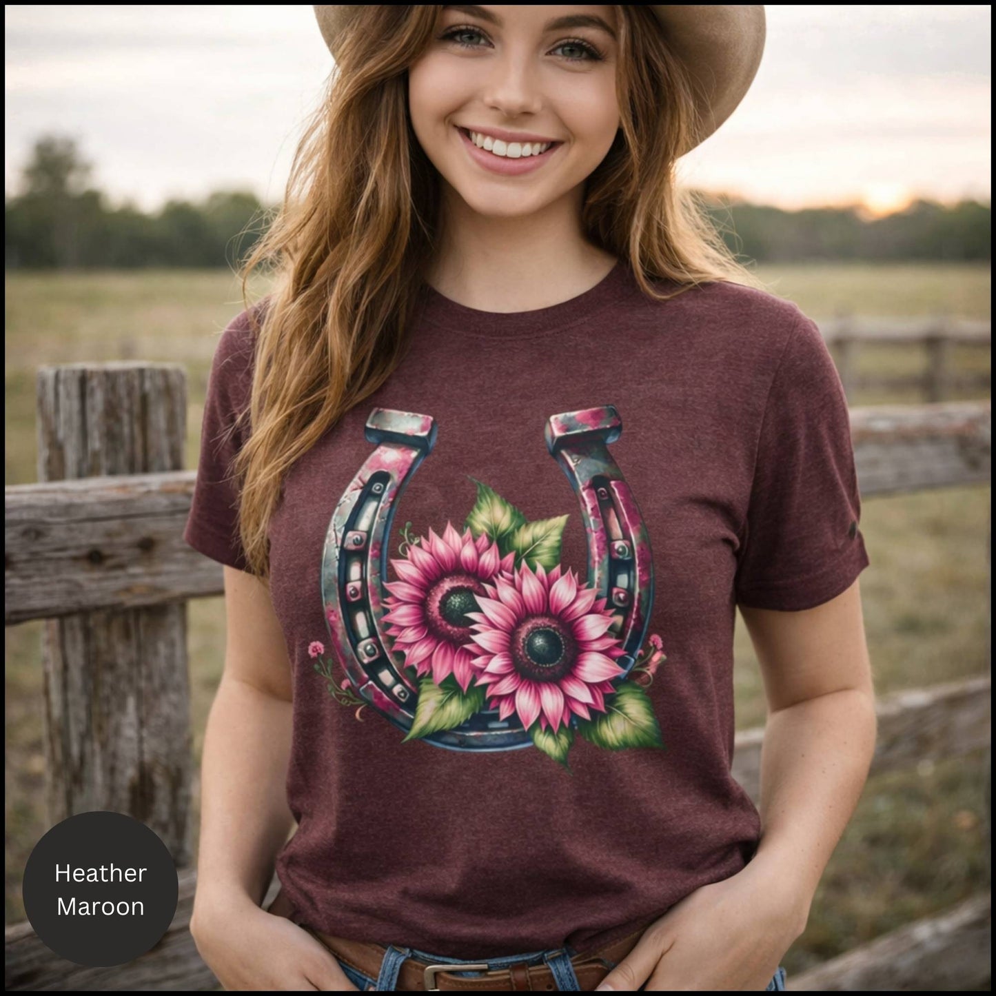 Floral Horseshoe Graphic Tee – Western Cowgirl Sunflower Horseshoe T-Shirt