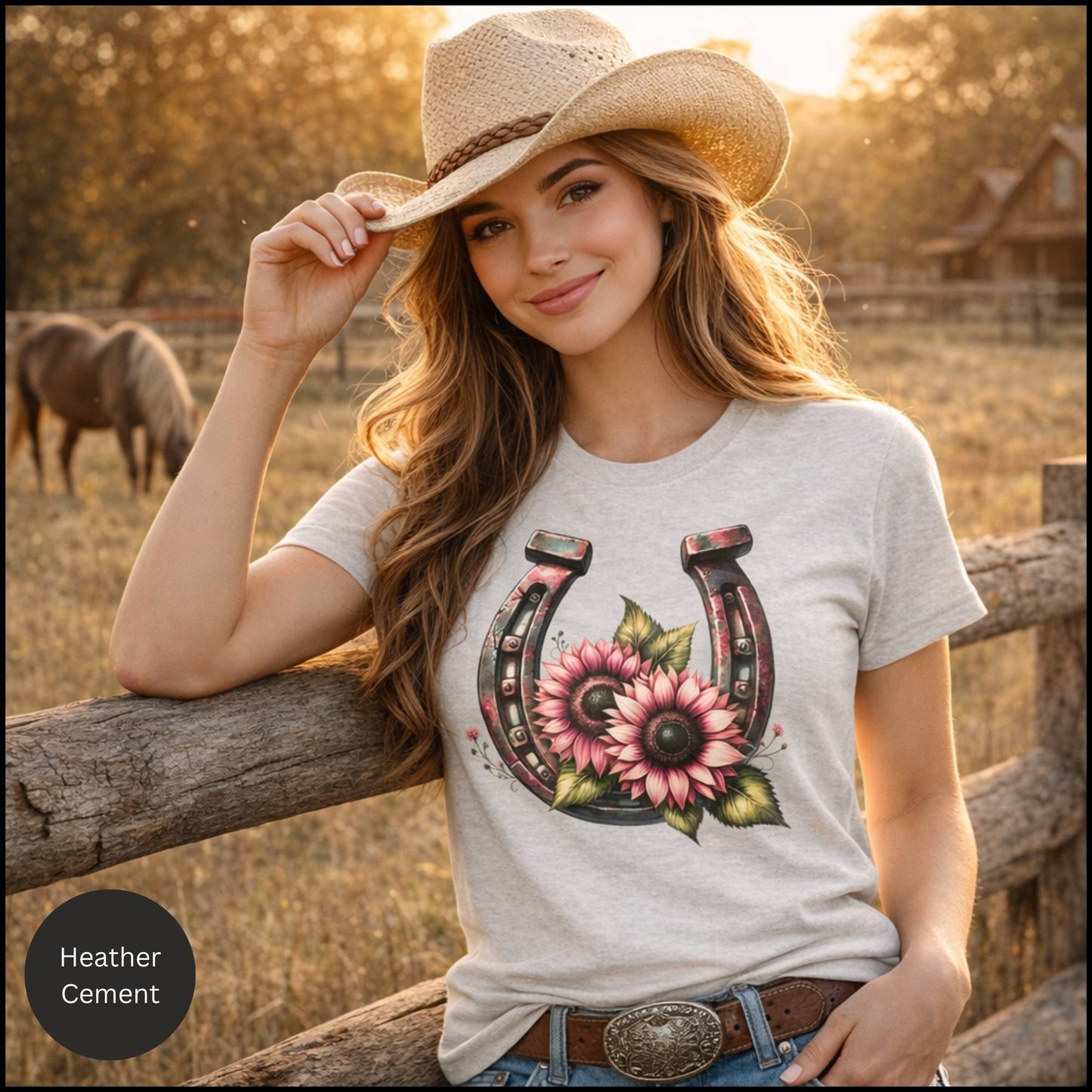 Floral Horseshoe Graphic Tee – Western Cowgirl Sunflower Horseshoe T-Shirt