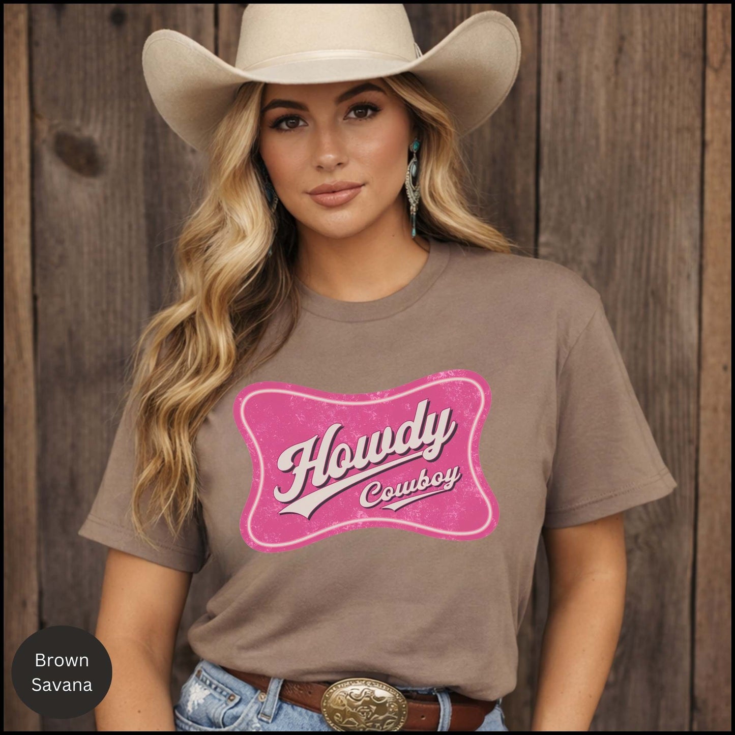 Howdy Cowboy Pink Western Graphic Tee – Retro Cowgirl Shirt, Trendy Western Aesthetic T-Shirt, Cute Country Outfit Top