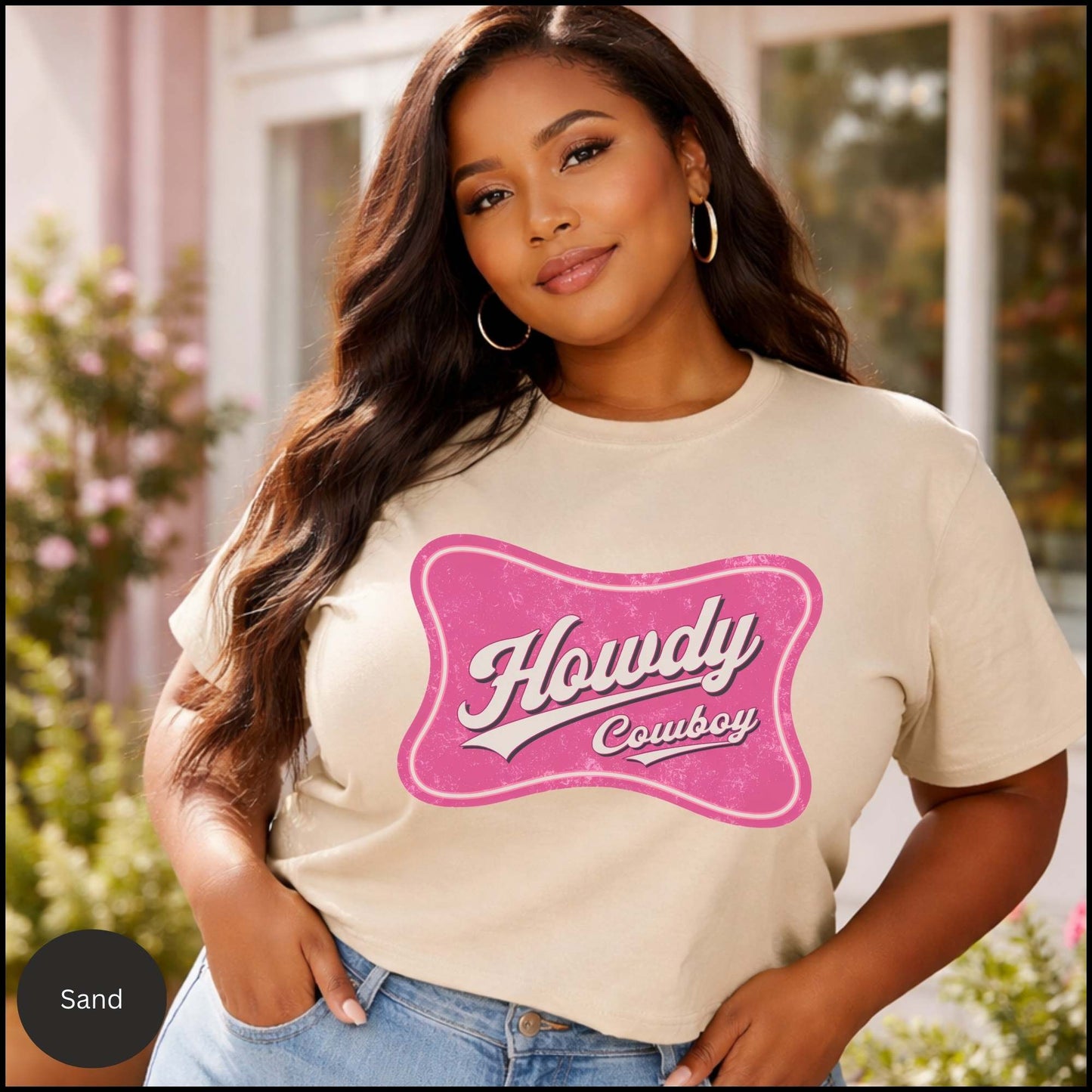Howdy Cowboy Pink Western Graphic Tee – Retro Cowgirl Shirt, Trendy Western Aesthetic T-Shirt, Cute Country Outfit Top