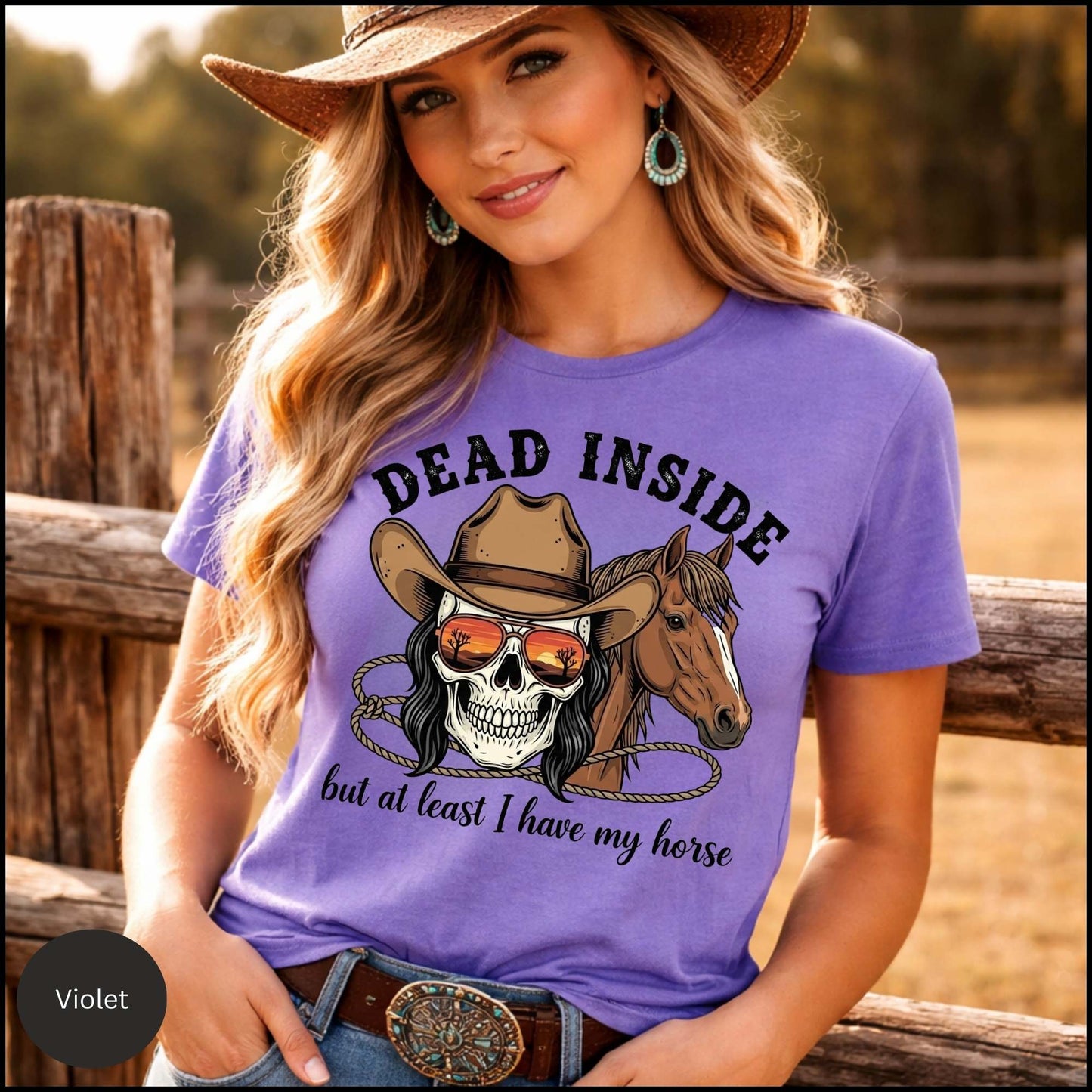 Howdy Cowboy Pink Western Graphic Tee – Retro Cowgirl Shirt, Trendy Western Aesthetic T-Shirt, Cute Country Outfit Top